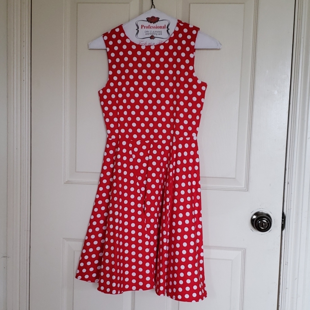 Girl's cute  dress